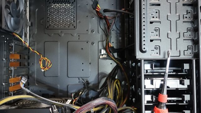 002 交換前マザボ取り外し e1769482168153